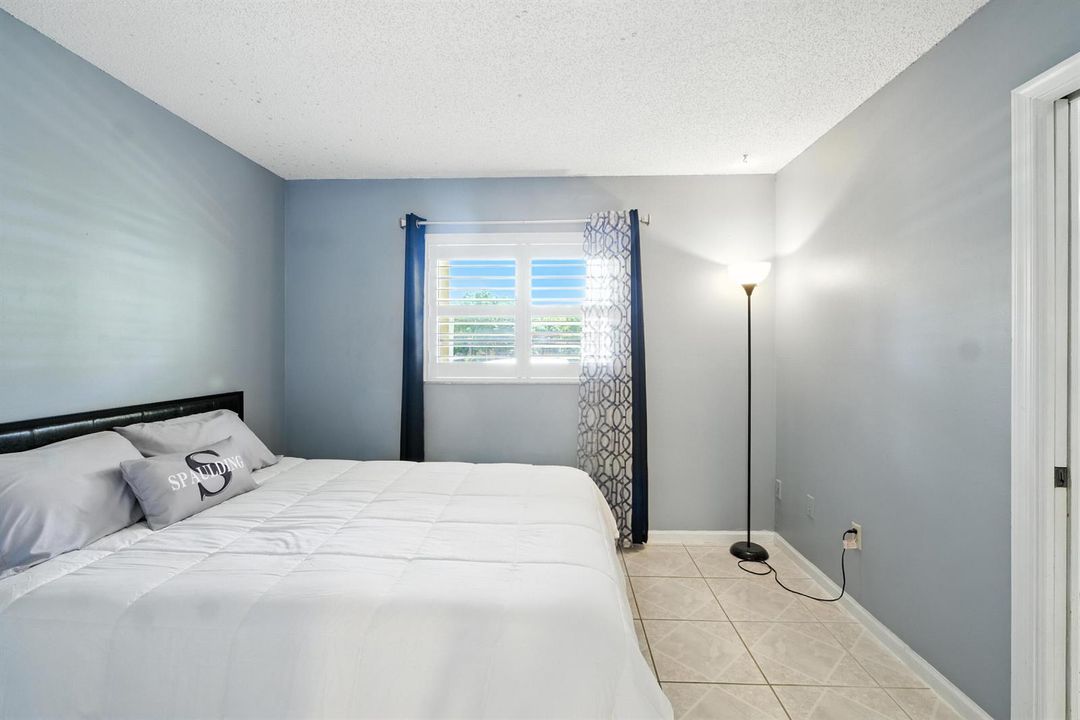 bedroom 2 pic 2