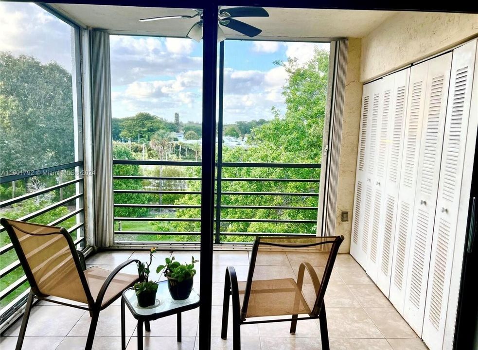 Screened Balcony