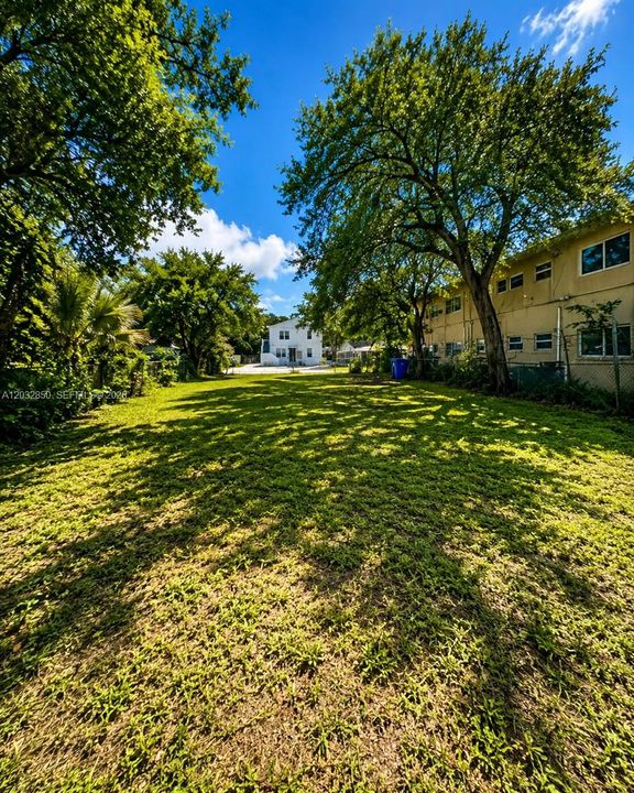 For Sale: $525,000 (0.13 acres)
