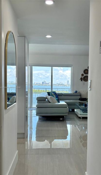 For Sale: $419,000 (2 beds, 2 baths, 1408 Square Feet)