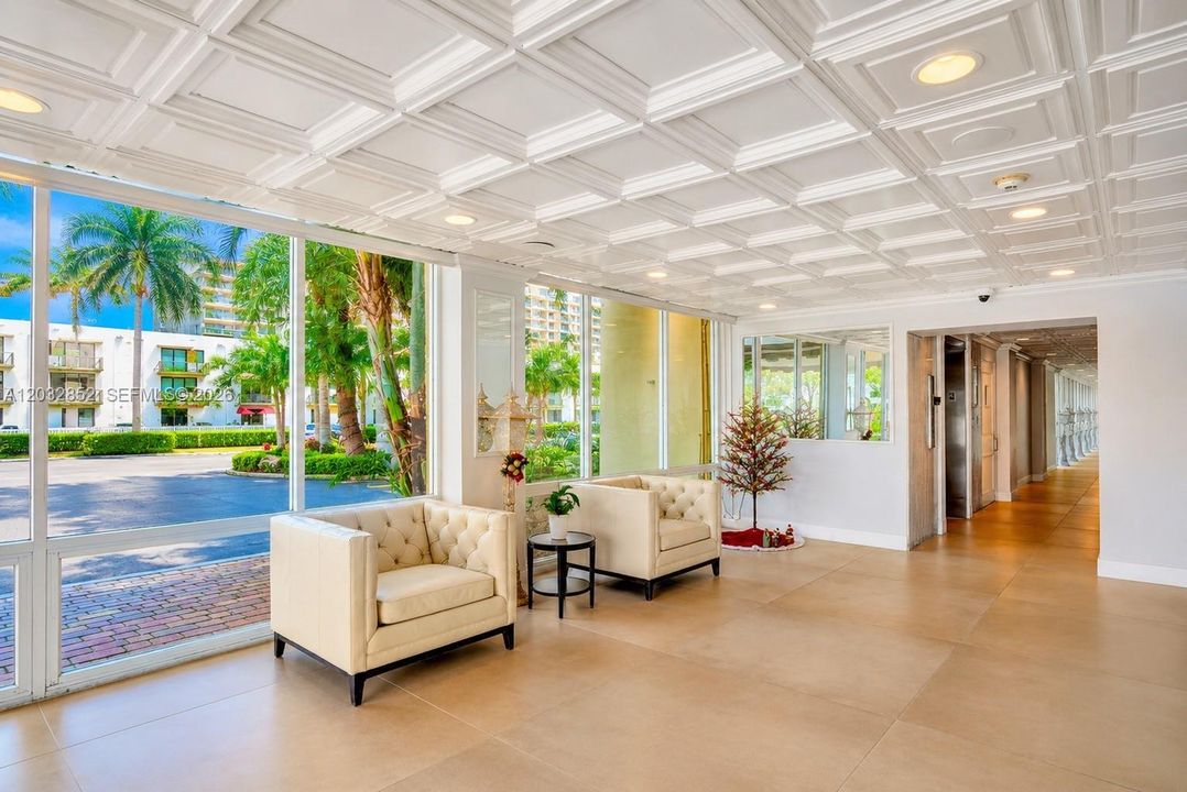 For Sale: $419,000 (2 beds, 2 baths, 1408 Square Feet)