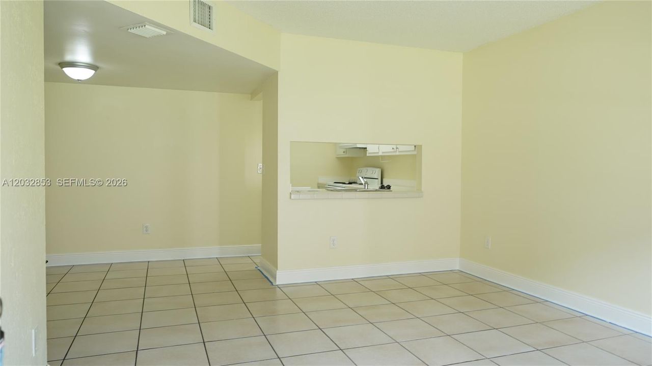 For Rent: $2,100 (2 beds, 2 baths, 750 Square Feet)