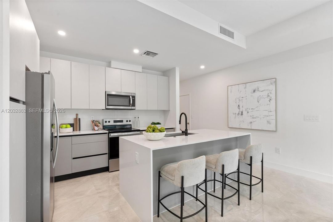 For Sale: $670,000 (3 beds, 2 baths, 1633 Square Feet)