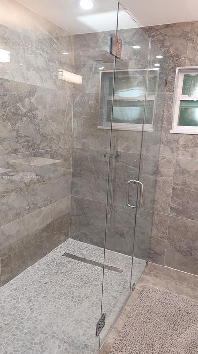 For Rent: $2,400 (3 beds, 2 baths, 0 Square Feet)