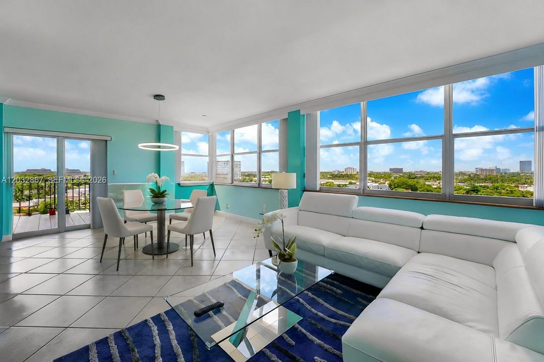 For Sale: $414,500 (2 beds, 2 baths, 1181 Square Feet)
