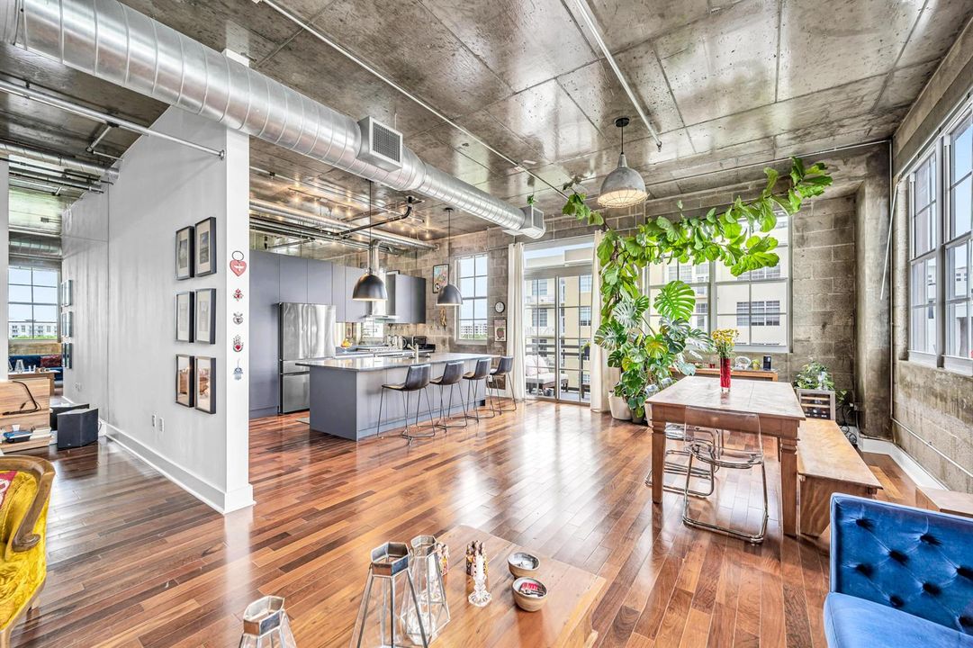 410 NW 1ST -8