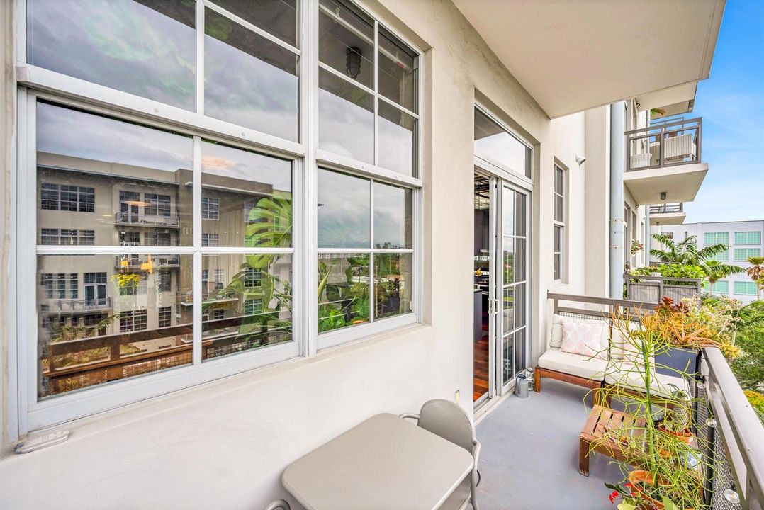410 NW 1ST -18