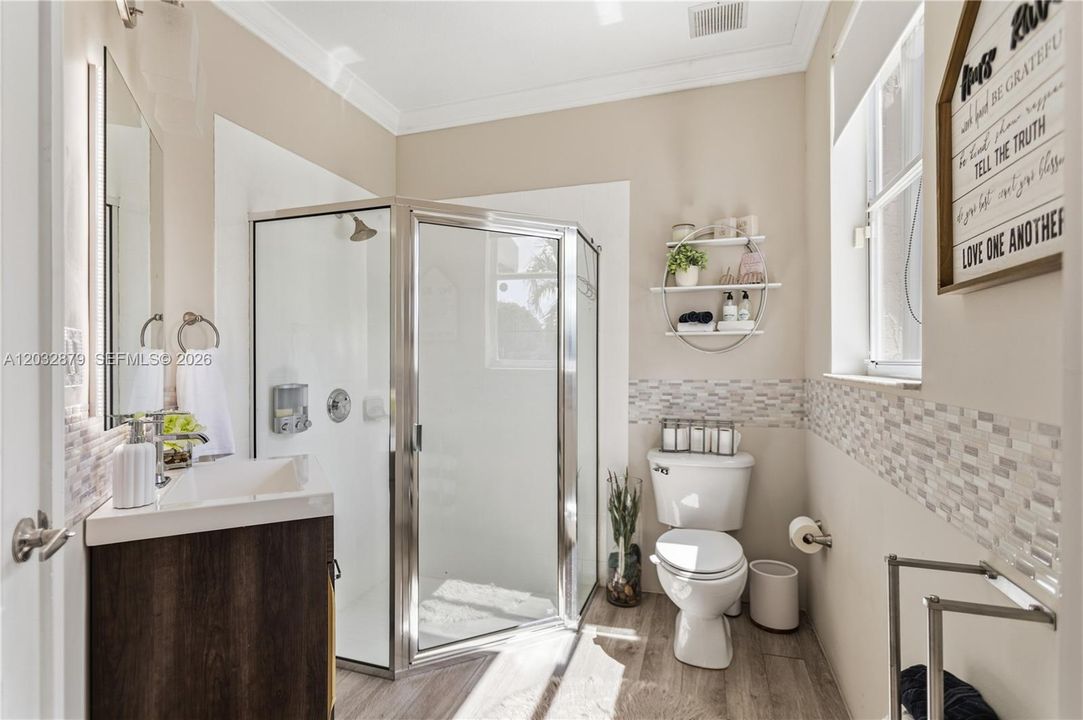For Sale: $930,000 (3 beds, 3 baths, 2208 Square Feet)