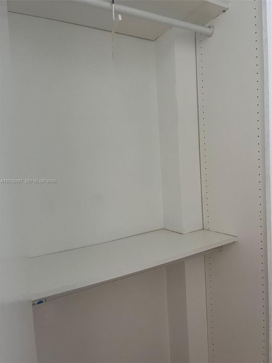 En Venta: $389,000 (2 camas, 2 baños, 0 Pies cuadrados)