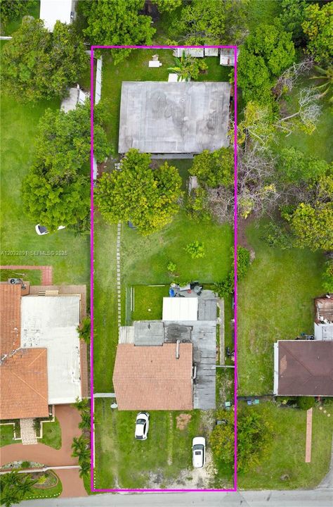 En Venta: $800,000 (6 camas, 4 baños, 2523 Pies cuadrados)