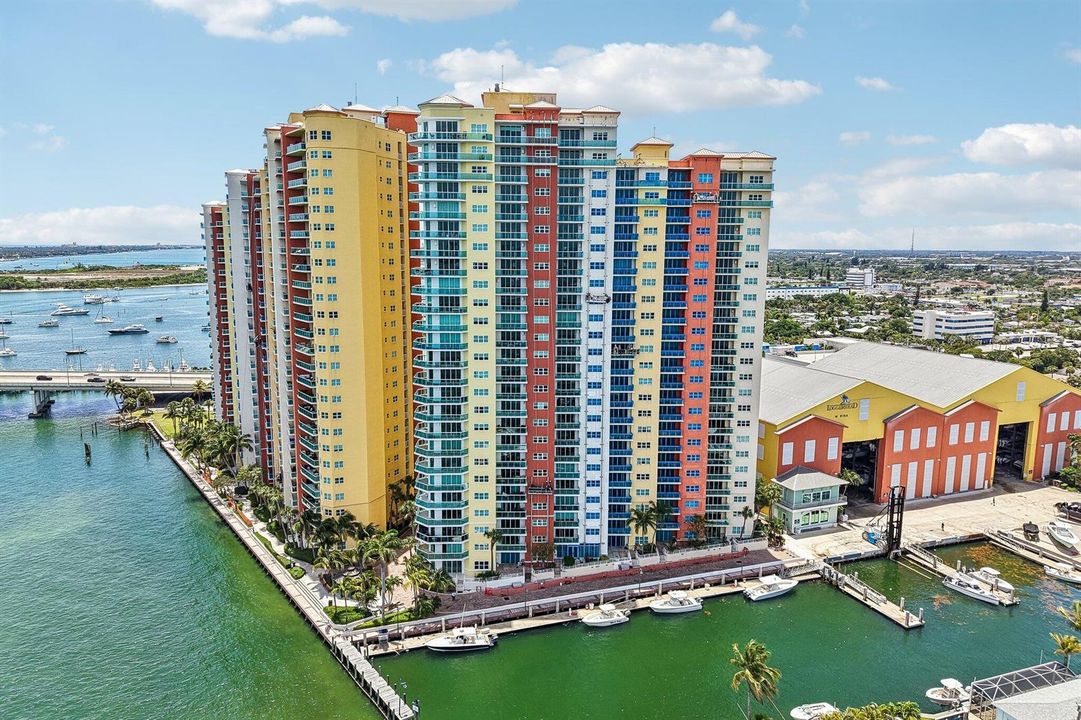 38-web-or-mls-Lake Shore Dr 1202-S0705-0