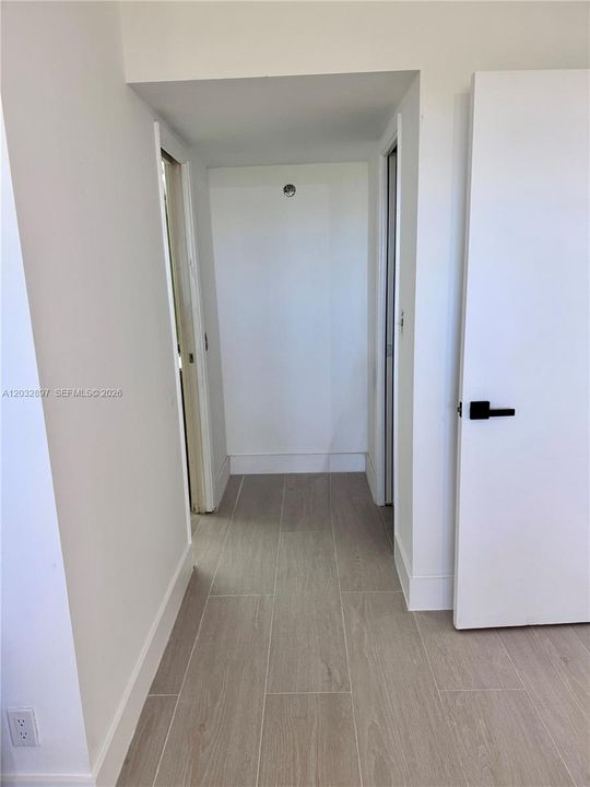 For Sale: $240,000 (2 beds, 2 baths, 1064 Square Feet)
