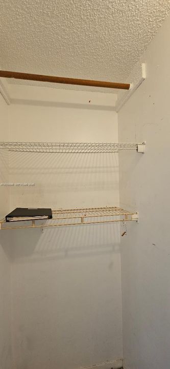 En Venta: $165,000 (2 camas, 2 baños, 1170 Pies cuadrados)