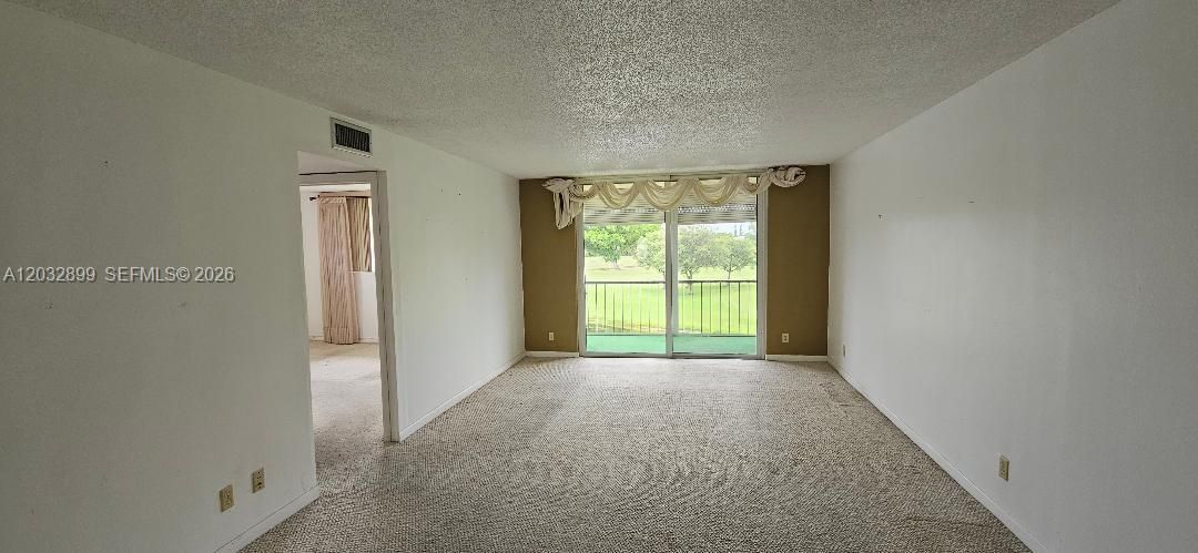 En Venta: $165,000 (2 camas, 2 baños, 1170 Pies cuadrados)