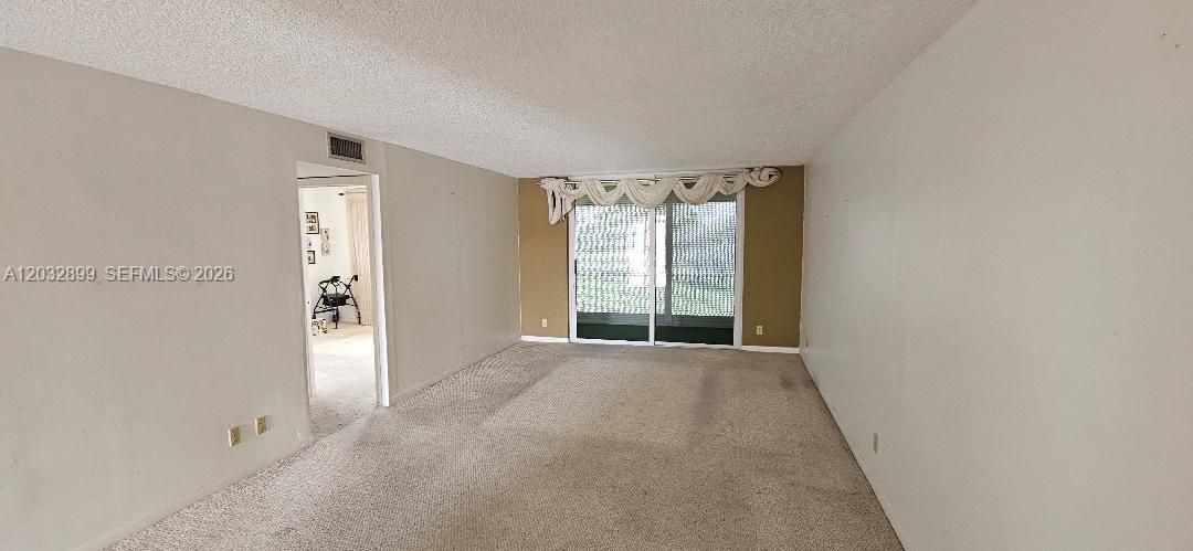 En Venta: $165,000 (2 camas, 2 baños, 1170 Pies cuadrados)