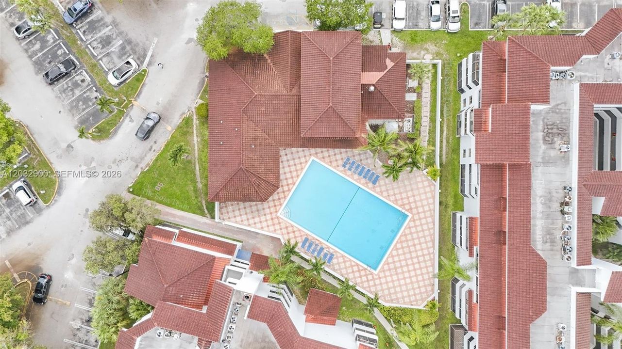 For Sale: $297,500 (3 beds, 2 baths, 1293 Square Feet)