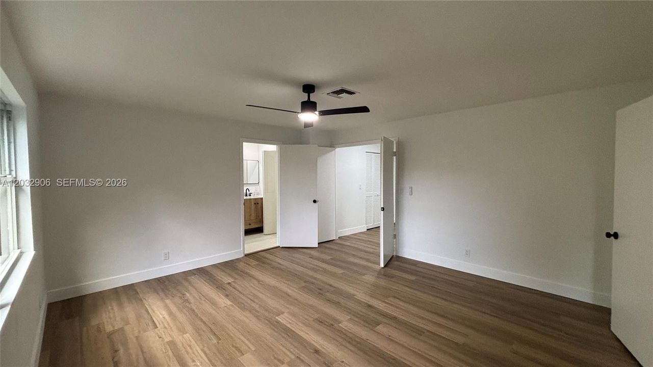 En Venta: $959,000 (4 camas, 3 baños, 2134 Pies cuadrados)