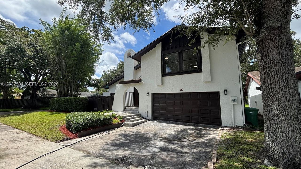 En Venta: $959,000 (4 camas, 3 baños, 2134 Pies cuadrados)