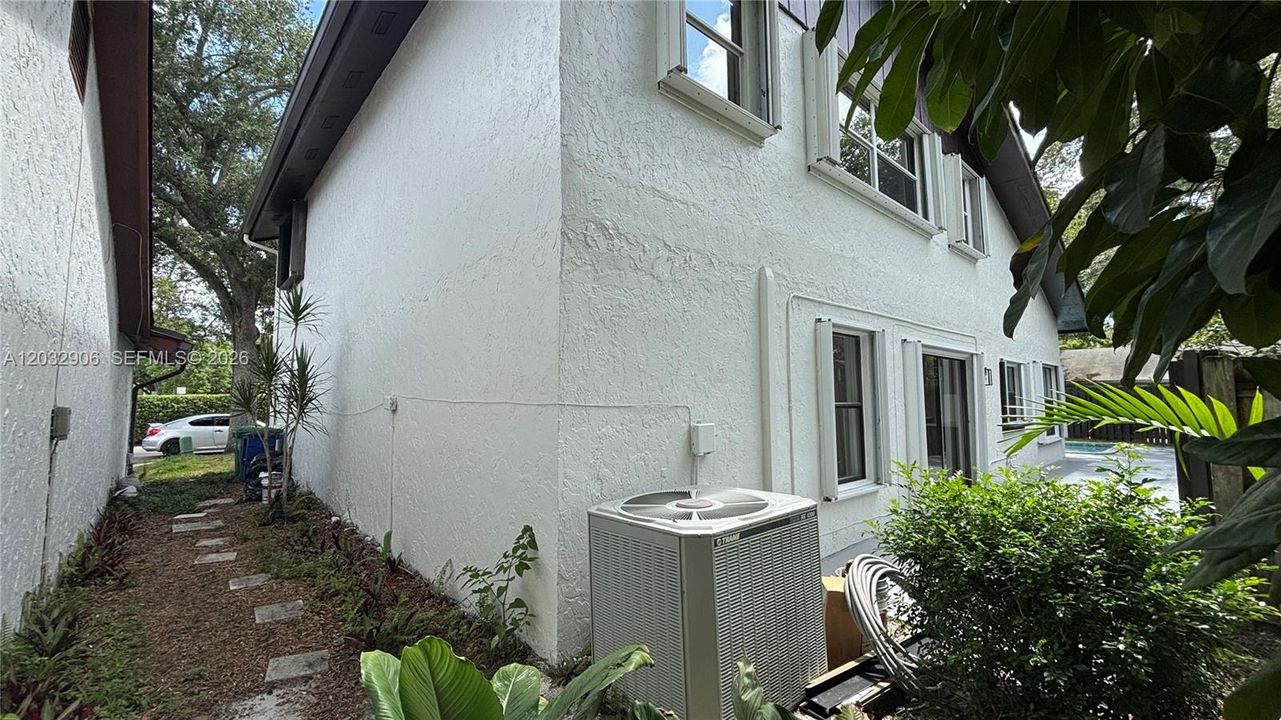 En Venta: $959,000 (4 camas, 3 baños, 2134 Pies cuadrados)