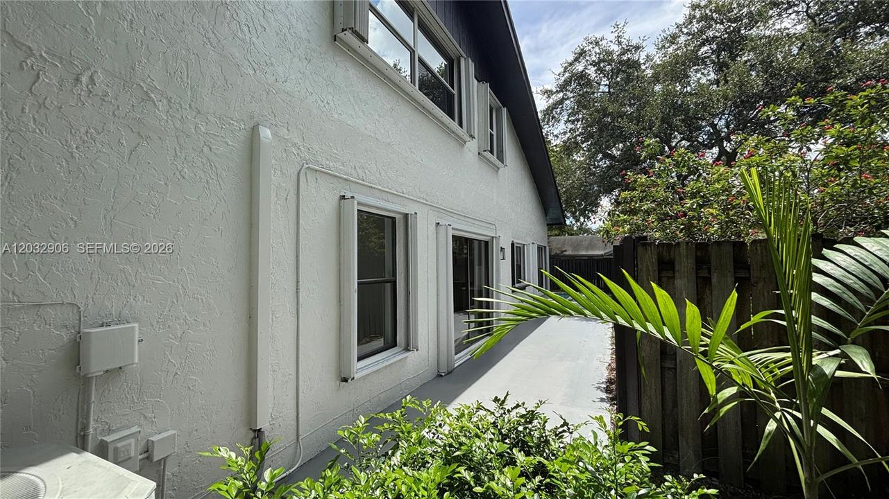 En Venta: $959,000 (4 camas, 3 baños, 2134 Pies cuadrados)