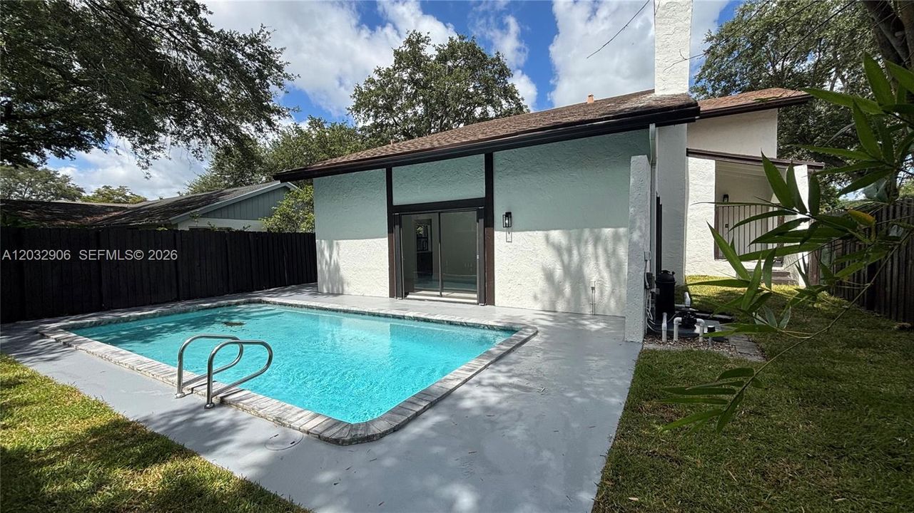En Venta: $959,000 (4 camas, 3 baños, 2134 Pies cuadrados)