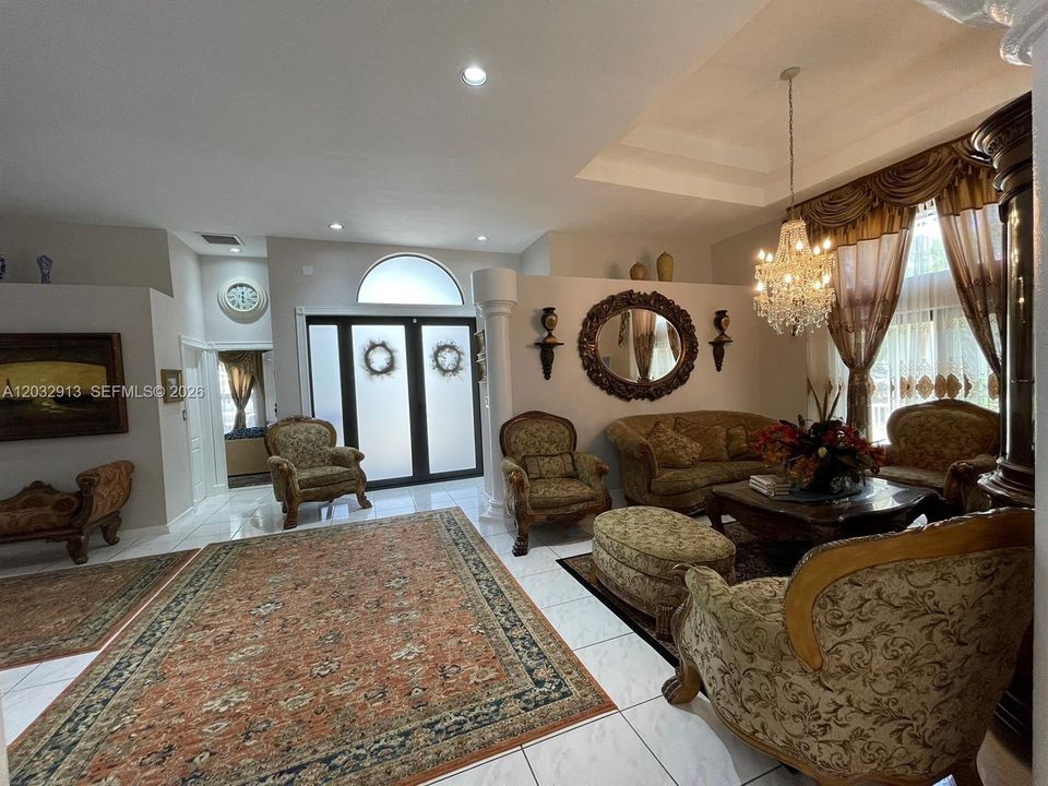 For Rent: $5,700 (5 beds, 3 baths, 2803 Square Feet)