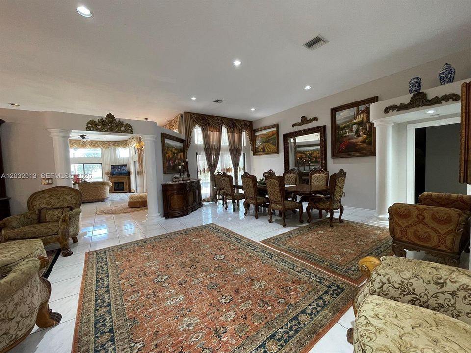 For Rent: $5,700 (5 beds, 3 baths, 2803 Square Feet)