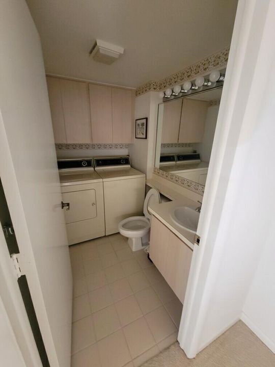 Powder Room & Laundry