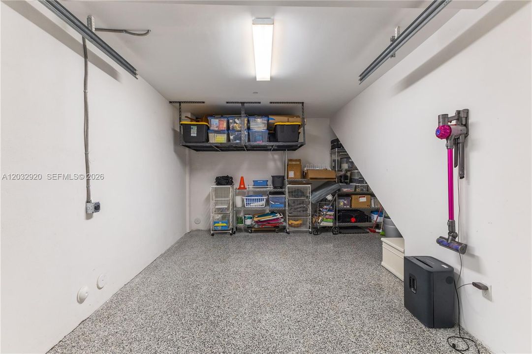 For Sale: $1,274,000 (2 beds, 2 baths, 1794 Square Feet)