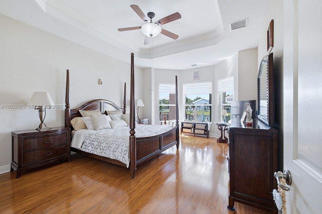 Master Bedroom downstairs