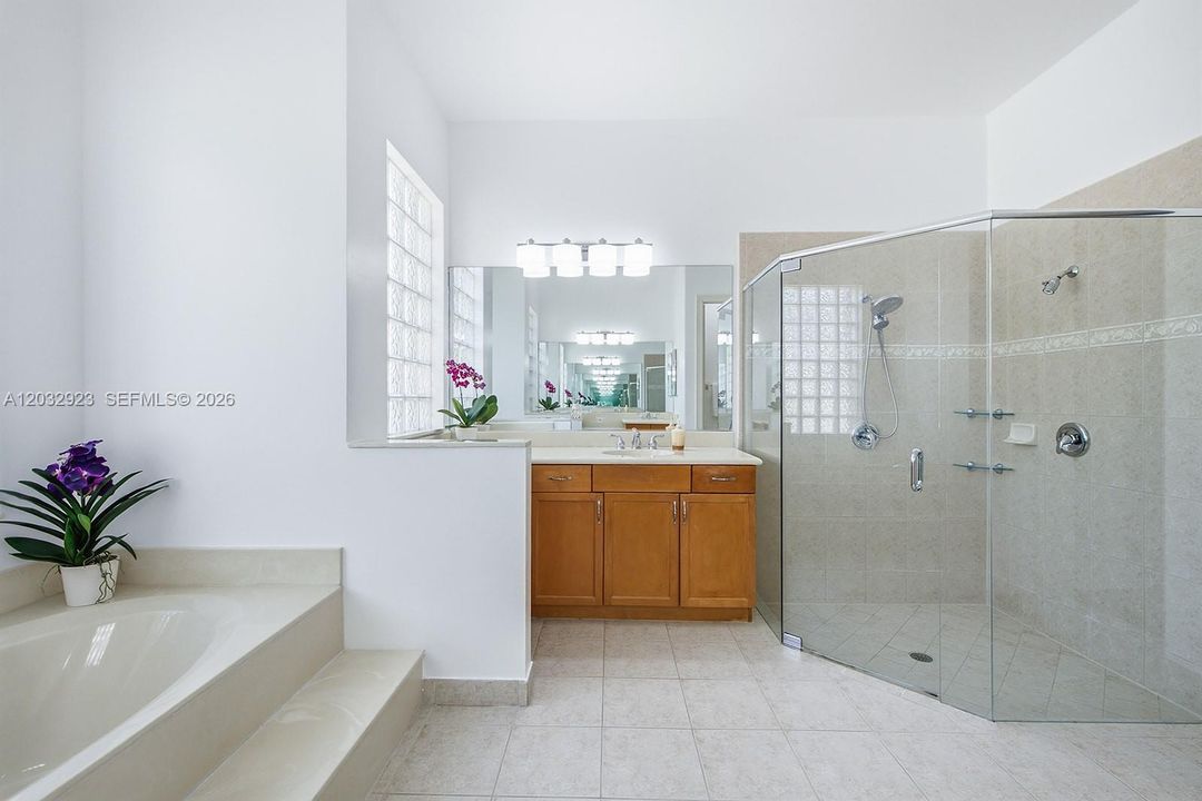 Master Bathroom downstairs