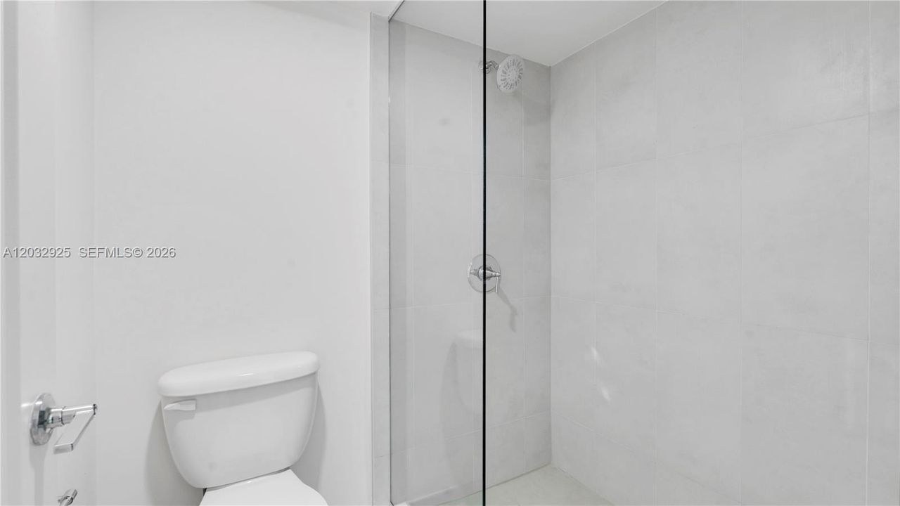 For Rent: $3,459 (1 beds, 1 baths, 1036 Square Feet)