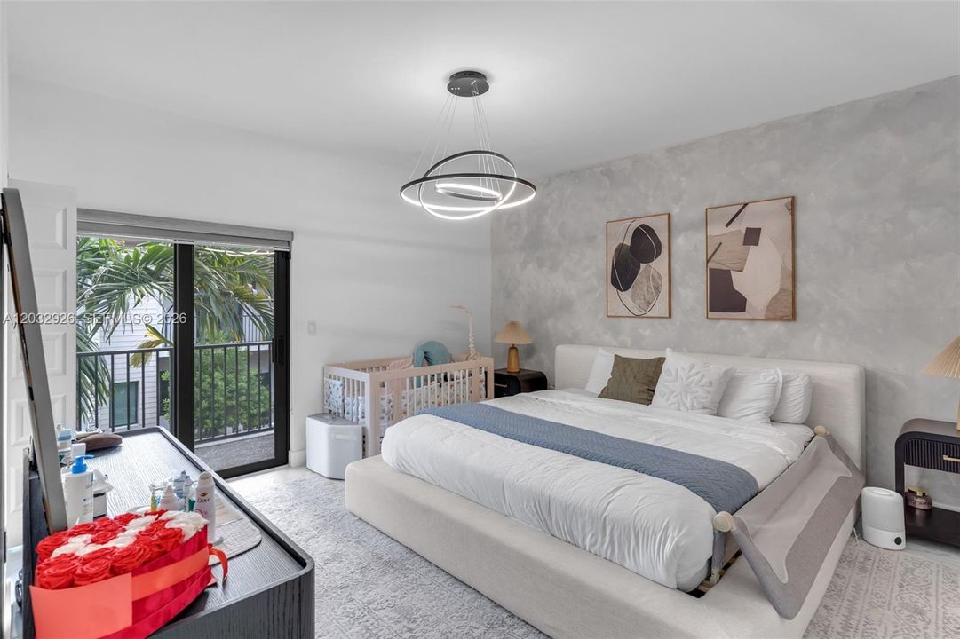 For Sale: $890,000 (4 beds, 2 baths, 2163 Square Feet)