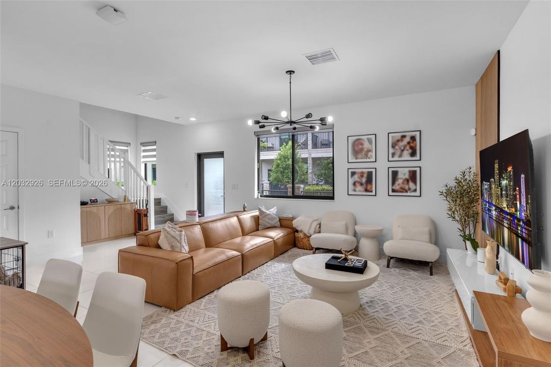 For Sale: $890,000 (4 beds, 2 baths, 2163 Square Feet)