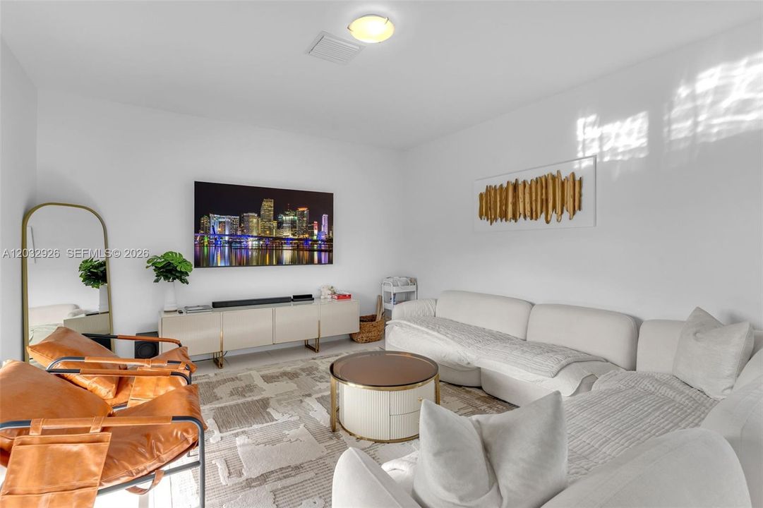 For Sale: $890,000 (4 beds, 2 baths, 2163 Square Feet)