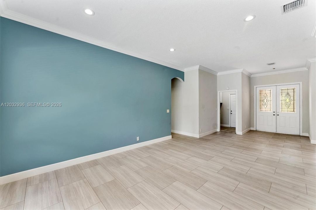 For Sale: $766,700 (4 beds, 3 baths, 2394 Square Feet)