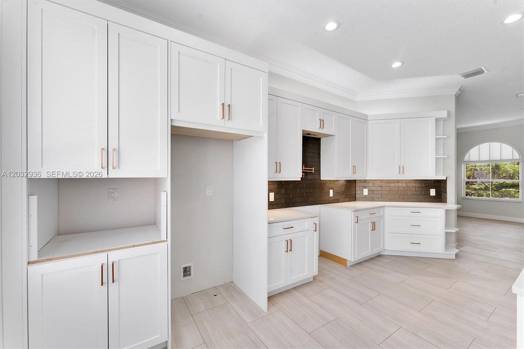 For Sale: $766,700 (4 beds, 3 baths, 2394 Square Feet)