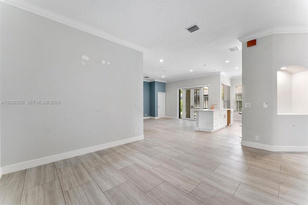 For Sale: $766,700 (4 beds, 3 baths, 2394 Square Feet)