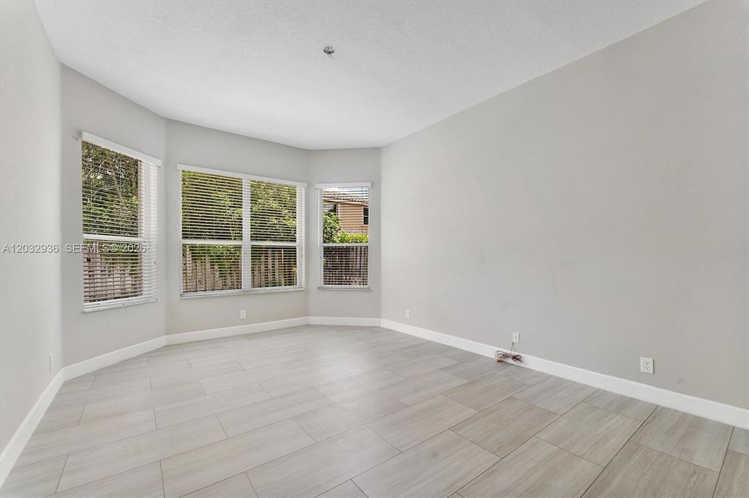 For Sale: $766,700 (4 beds, 3 baths, 2394 Square Feet)