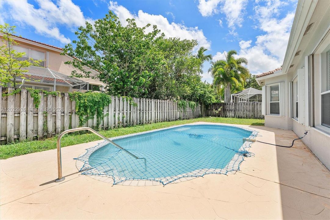 For Sale: $766,700 (4 beds, 3 baths, 2394 Square Feet)