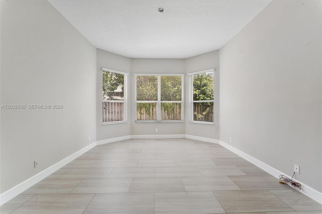 For Sale: $766,700 (4 beds, 3 baths, 2394 Square Feet)