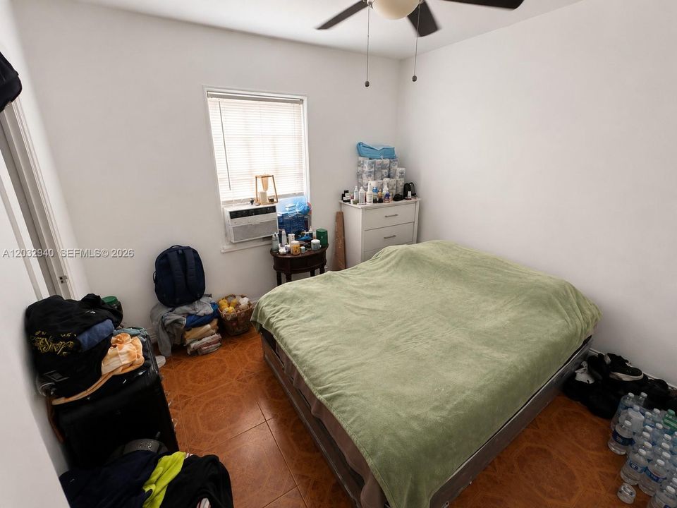 For Sale: $479,900 (3 beds, 2 baths, 1681 Square Feet)