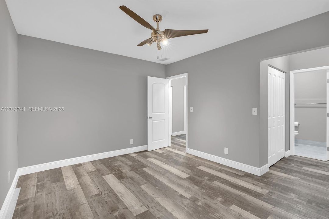 For Rent: $2,295 (2 beds, 2 baths, 1200 Square Feet)