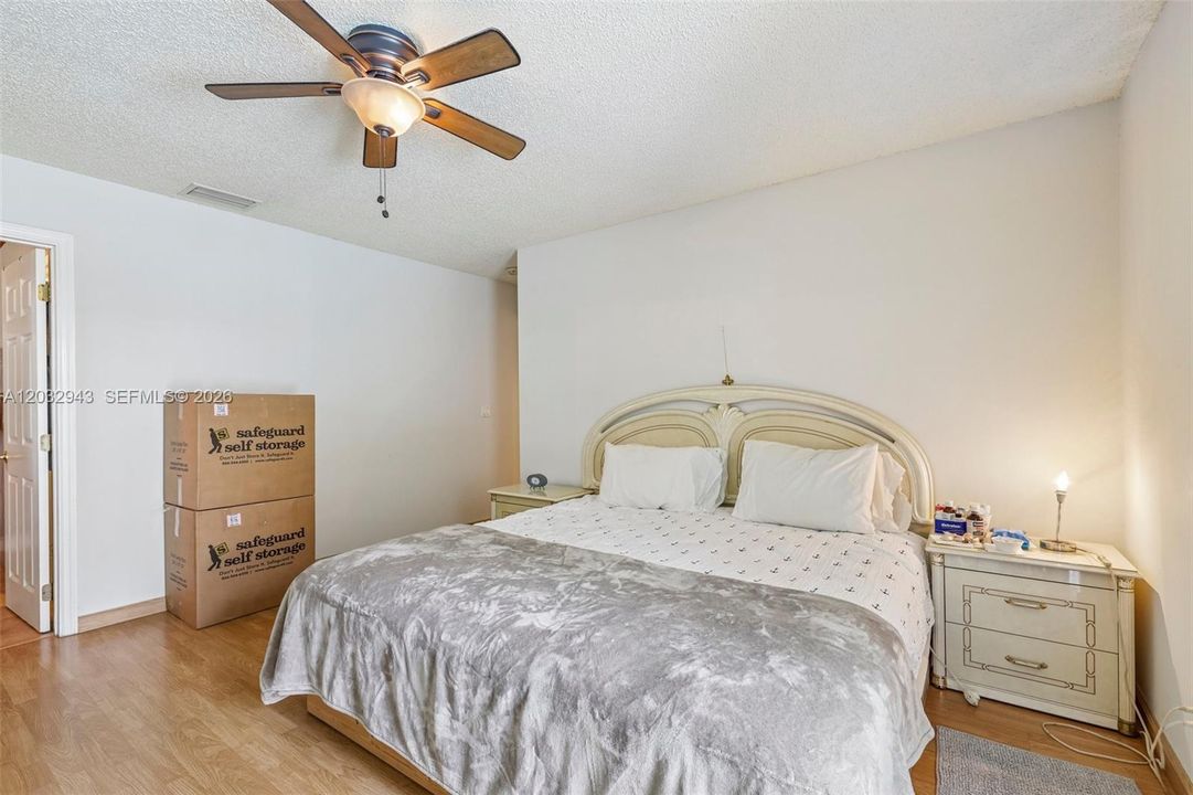 For Sale: $779,900 (3 beds, 2 baths, 1659 Square Feet)