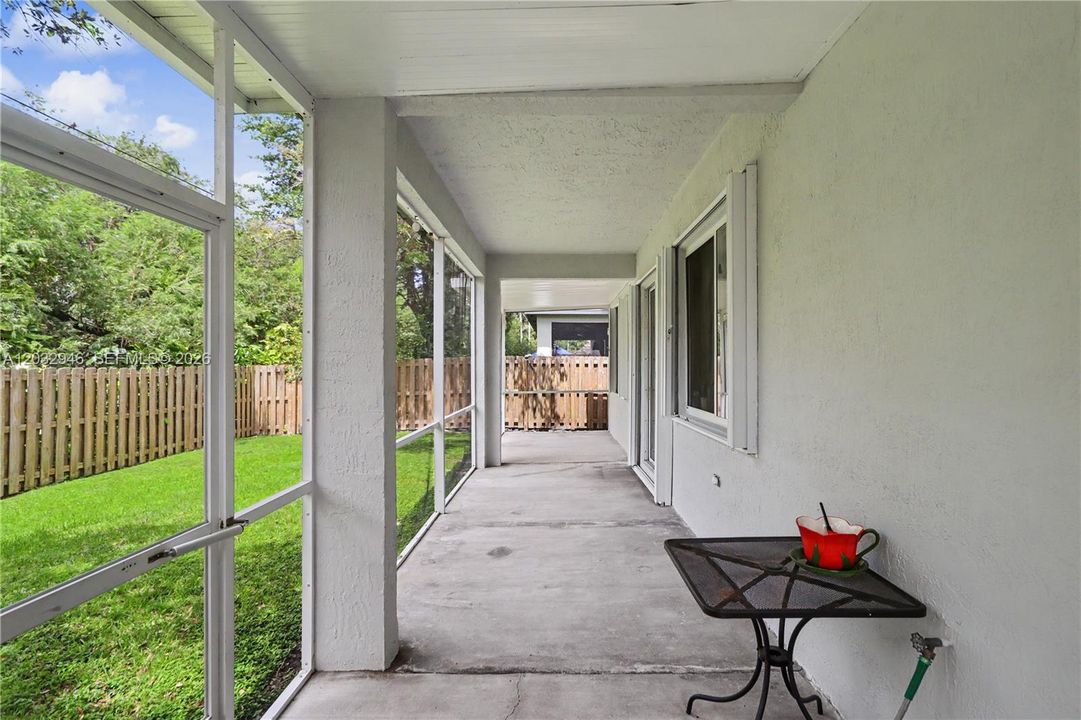 For Sale: $500,000 (4 beds, 3 baths, 2060 Square Feet)
