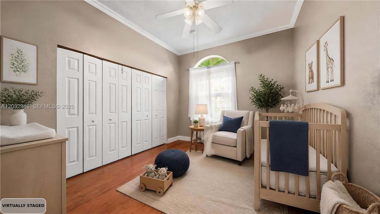 For Sale: $500,000 (4 beds, 3 baths, 2060 Square Feet)