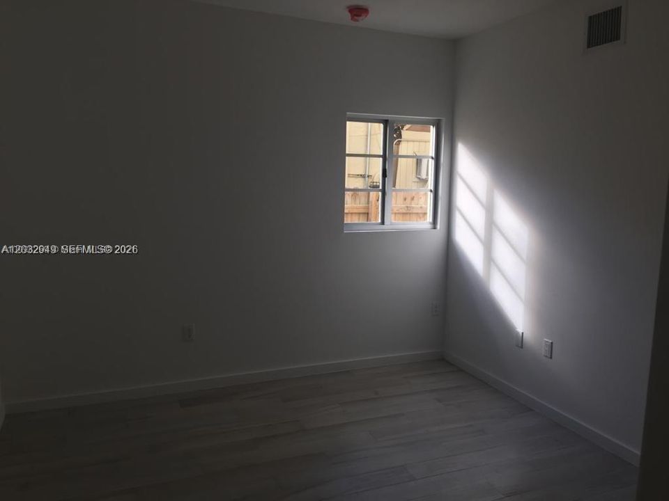 For Rent: $2,200 (1 beds, 1 baths, 467 Square Feet)