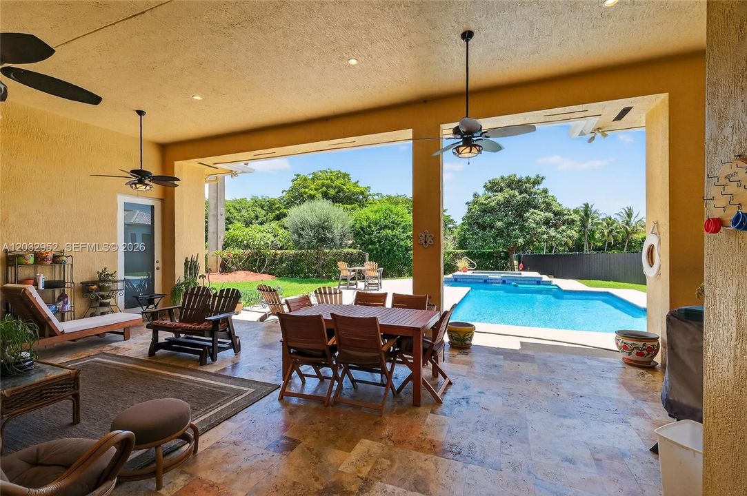 For Sale: $2,375,000 (6 beds, 5 baths, 3944 Square Feet)