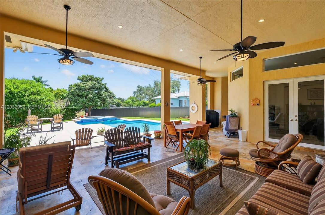 For Sale: $2,375,000 (6 beds, 5 baths, 3944 Square Feet)
