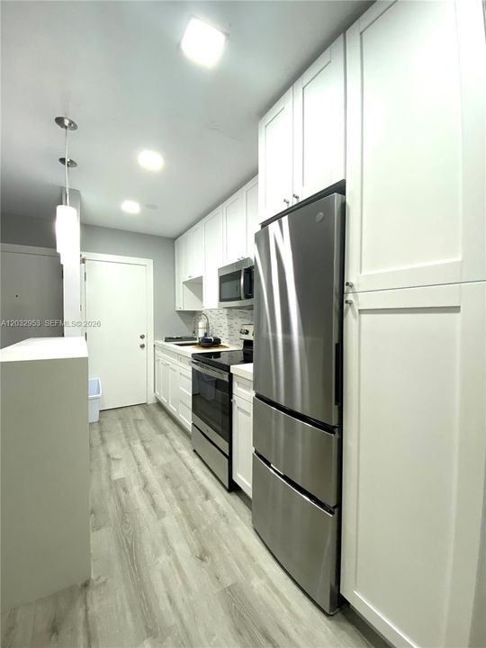 For Rent: $2,000 (1 beds, 1 baths, 510 Square Feet)